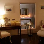 Отель The Talbot 4*